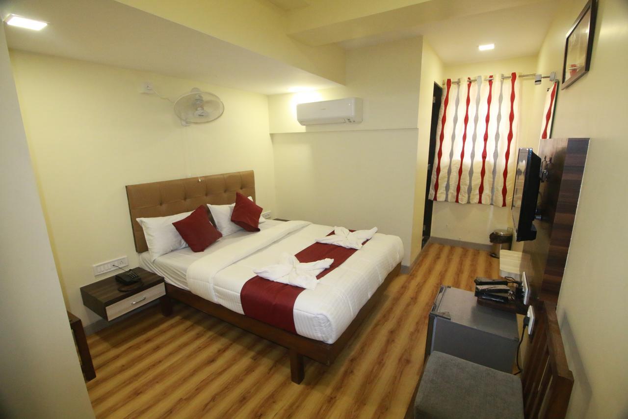 Hotel Alfa International Near Nanavati Hospital Mumbai Near Airport Mumbai Near Juhu Beach Exterior foto